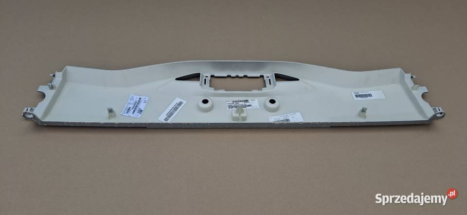 RENAULT GAMA T EVO NAKŁADKA ŚRODEK ZDERZAKA Bieleń