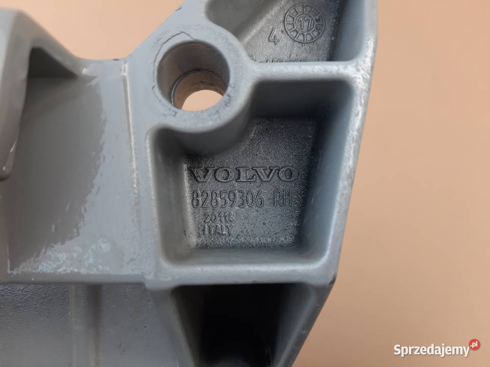 VOLVO FH4 STOPIEŃ PRAWY DOLNY TREP KRATKA Trzciel