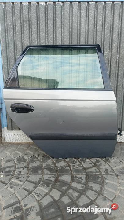 Toyota Avensis t22 drzwi tylne prawe diesel Radom