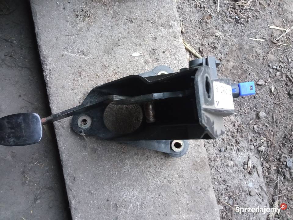 Pedał sprzęgła renault laguna ll kombi 18 osobowe Posługowo