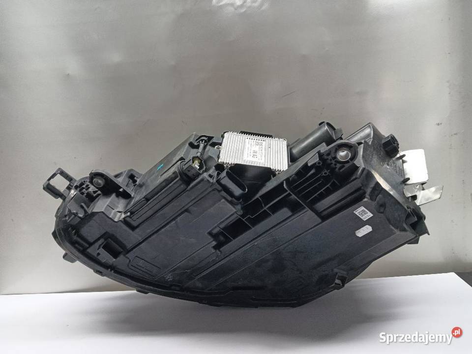 LAMPA PRZÓD PRZEDNIA PRAWA VW PASSAT B9 wielkopolskie
