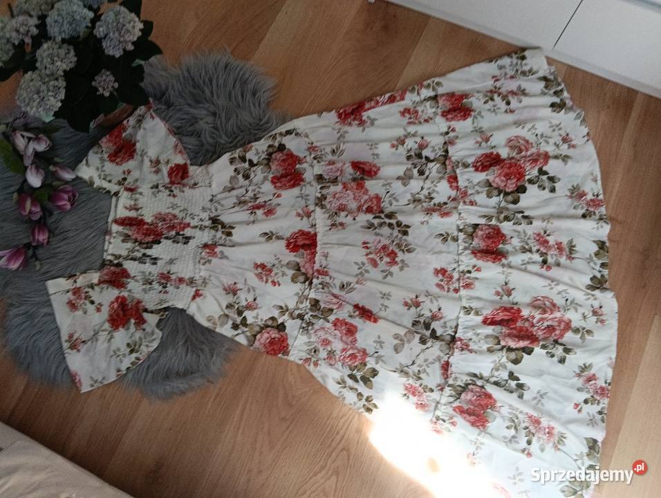 Letnia sukienka L 40 kremowa w kwiaty Rozmiar 40(L) Karniewo