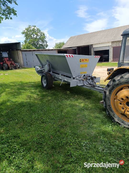 Rozsiewacz wapna RCW PIAST Raciszyn