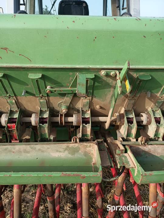 SPRZEDAM siewnik HASSIA DU 333 lubelskie Jaroszewice
