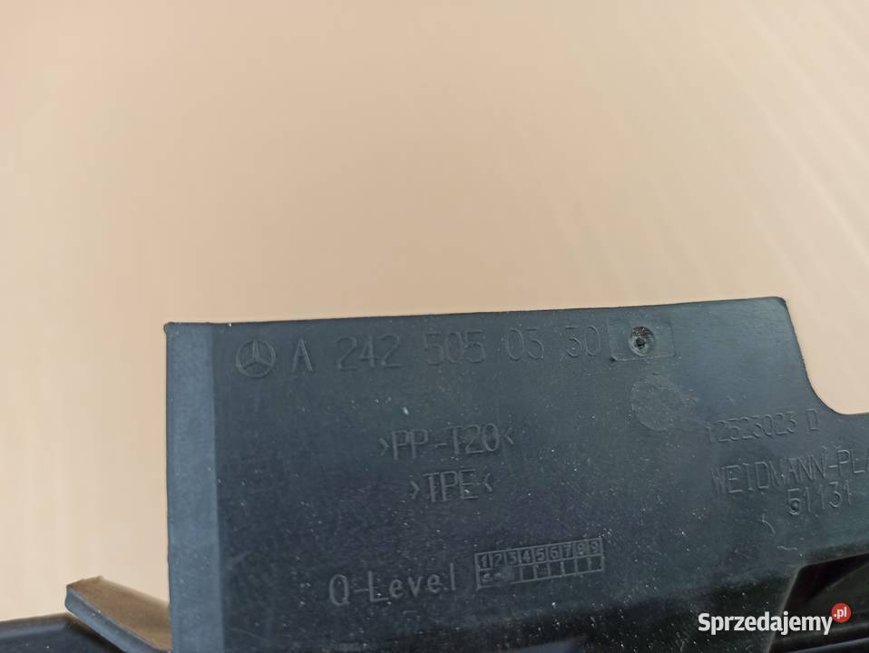 MERCEDES W156 W246 KIEROWNICA POWIETRZA Trzciel