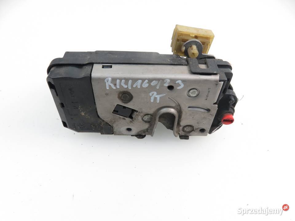 ZAMEK PRAWY TYLNY OPEL ASTRA III 13128116