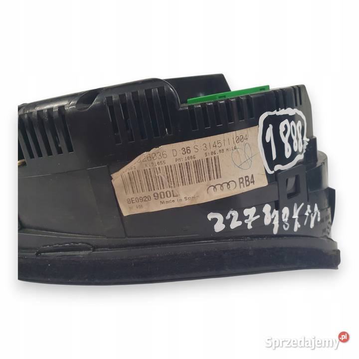 LICZNIK ZEGARY 8E0920900L Audi A4 B6 18 T 20 20V Chełm