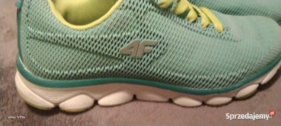 Sprzedam damskie buty firmy 4F Stan idealny nowe