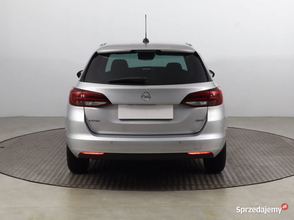 Opel Astra 16 CDTI Bielany Wrocławskie