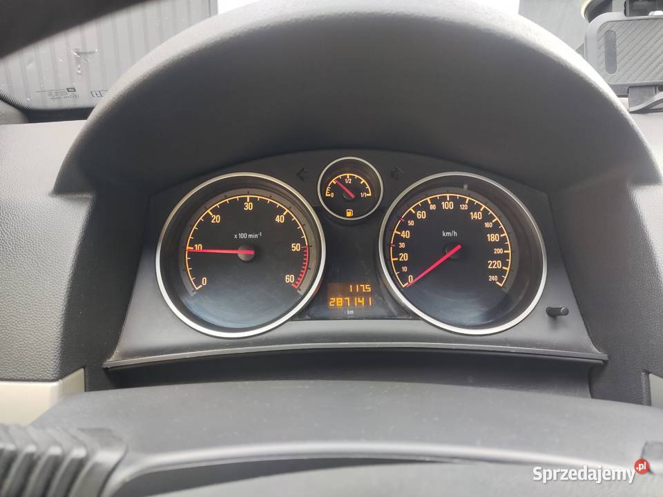 Opel Astra TwinTop 19 CDTI 150 COSMO 287000km Pleszew