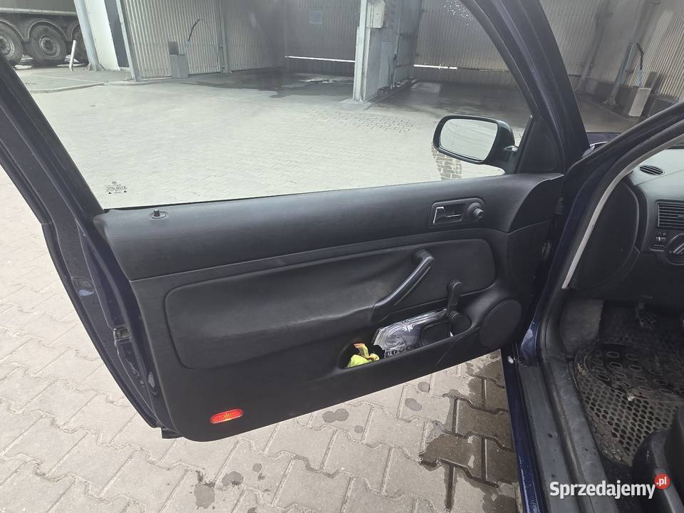 Volkswagen Golf IV 14 16V 3 drzwiowy 1999 MP3 śląskie Wodzisław Śląski
