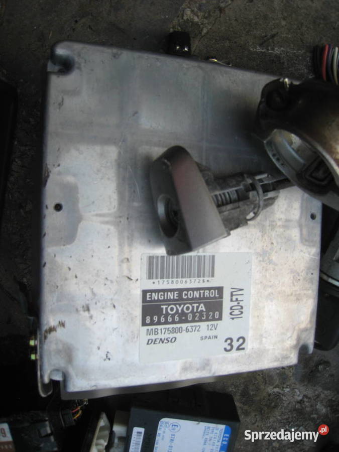Komputer zestaw startowy Toyota Corolla E12 0004 Kraków sprzedam