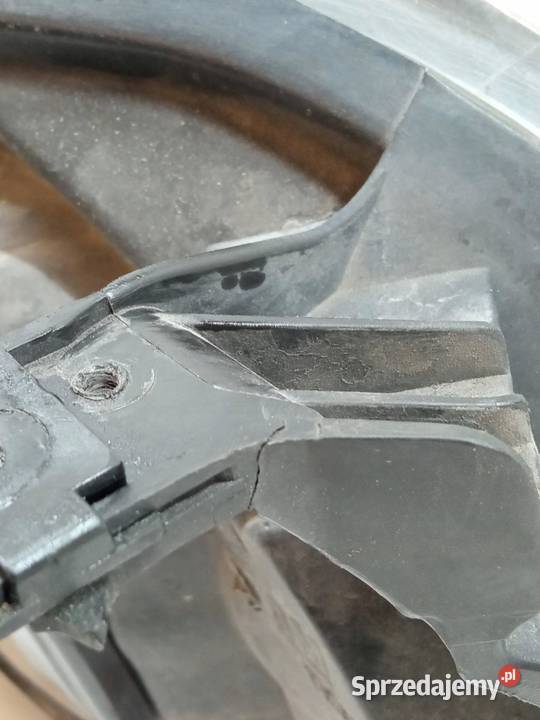 LAMPA PRZÓD LEWA XENON LIFT 13170937 Opel Vectra Rok produkcji 2005