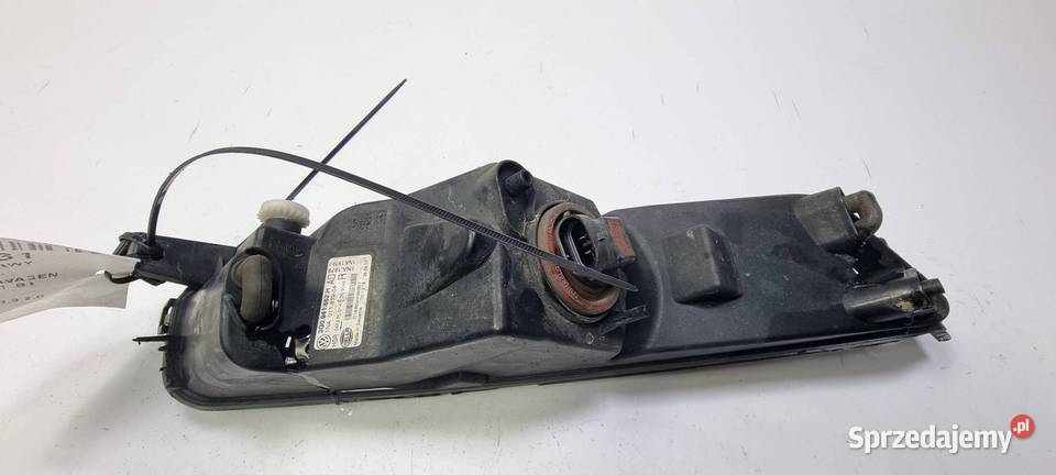 HALOGEN PRAWY VOLKSWAGEN PASSAT B8 3G0941662H osobowe Części samochodowe Lipno sprzedam