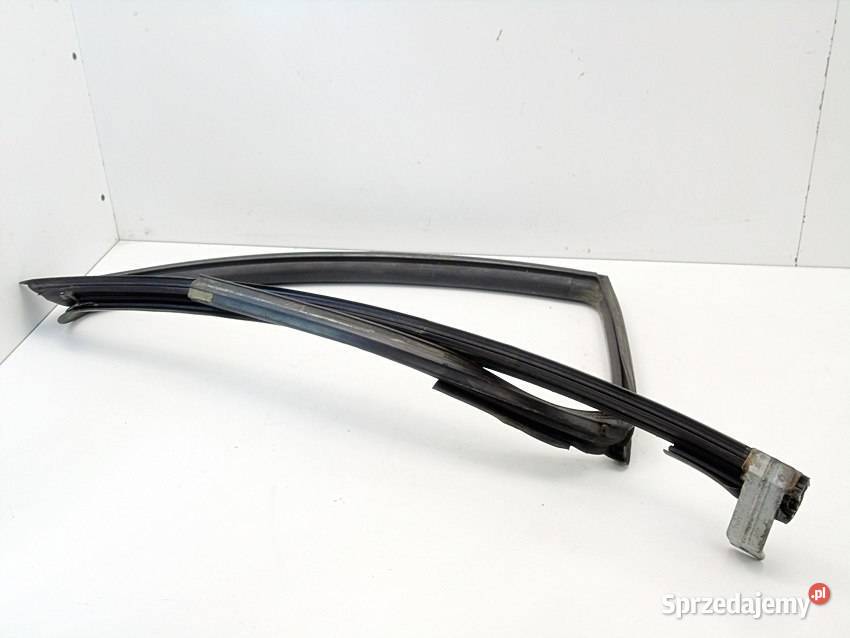 Uszczelka szyby drzwi lewy tył Nissan Almera osobowe sprzedam