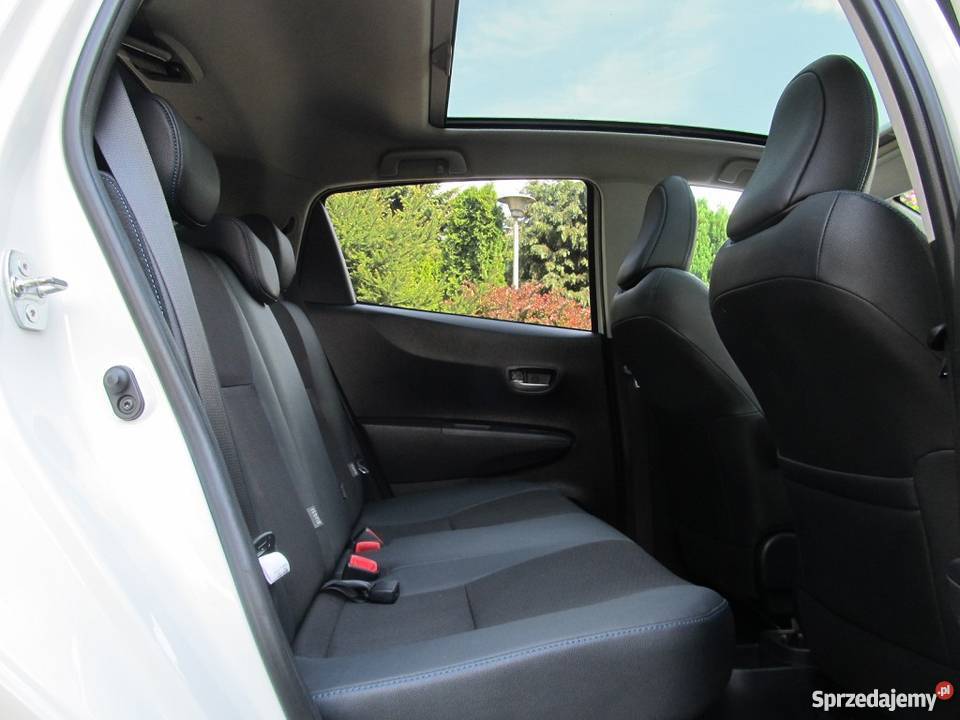 Sprzedam nieuszkodzony Toyota Yaris III 2014 wielkopolskie