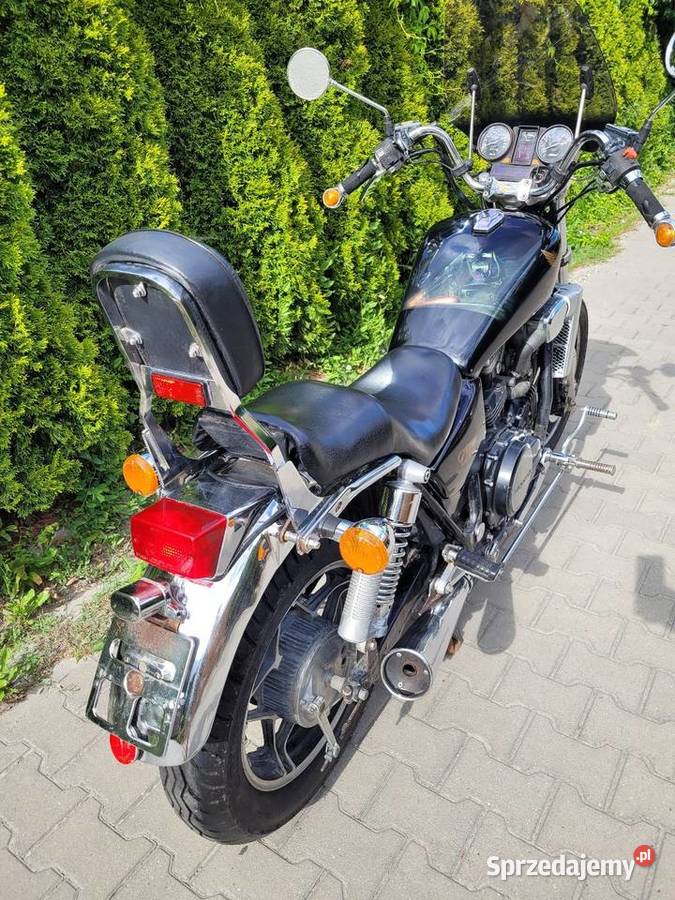 Piękna Honda VF750 Custom 1982 Rok produkcji 1982 Kielce sprzedam