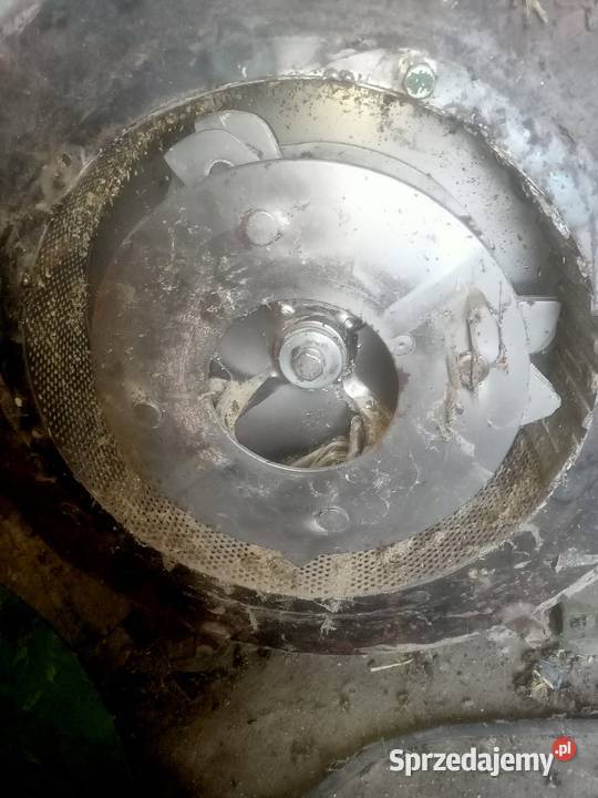 Śrutownik do zboża ssąco tlaczacy Czemierniki