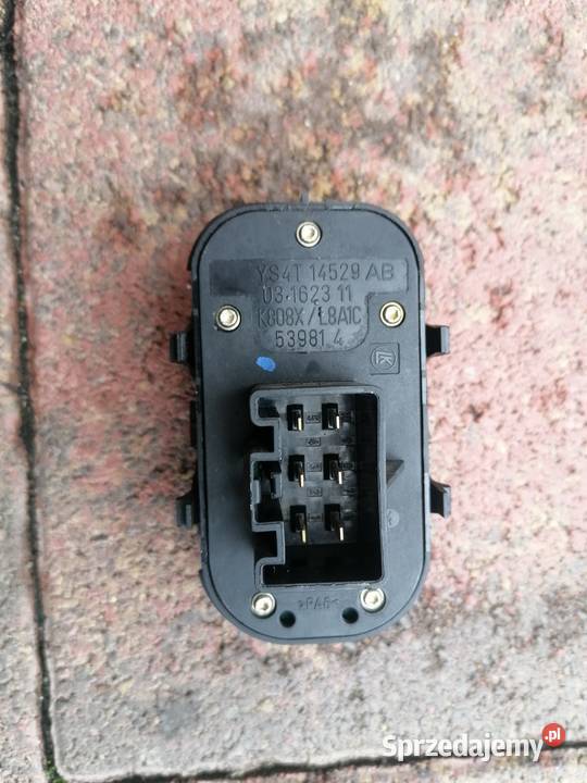 PRZEŁĄCZNIK SZYB KIEROWCY FOCUS MK1 YS4T14529AB wyposażenie elektryczne