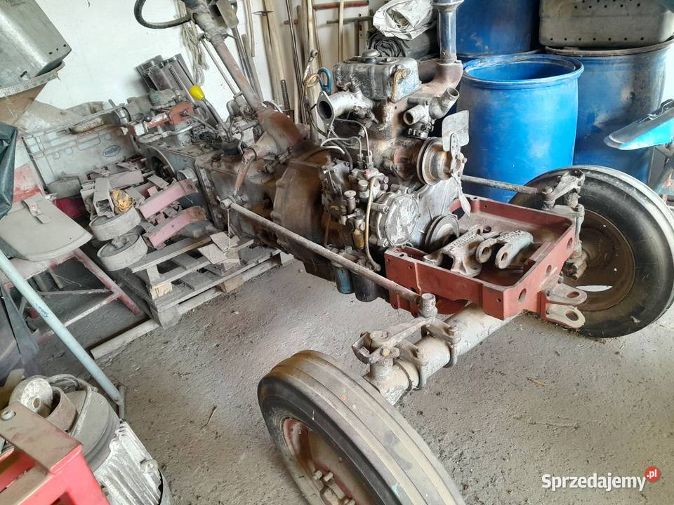 Ursus c 330 Uszew