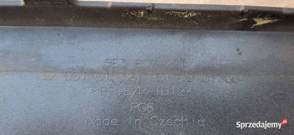 SKODA OCTAVIA IV 4 ZDERZAK PRZÓD PRZEDNI PDC osobowe lubuskie Kargowa