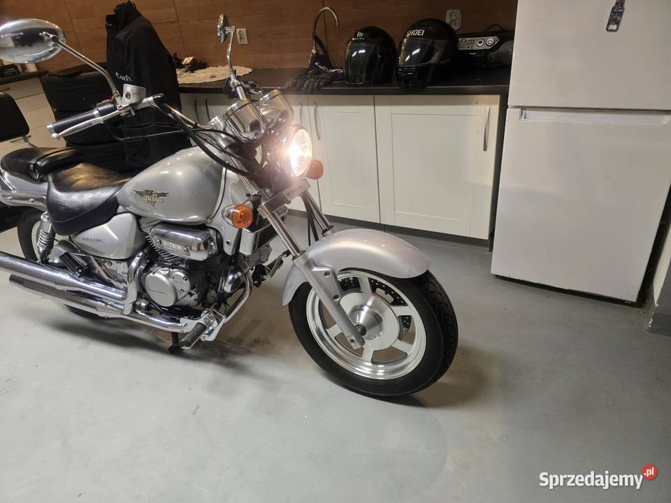 Hyosung Aquila GV 125 V2 na kat B chopper Malbork