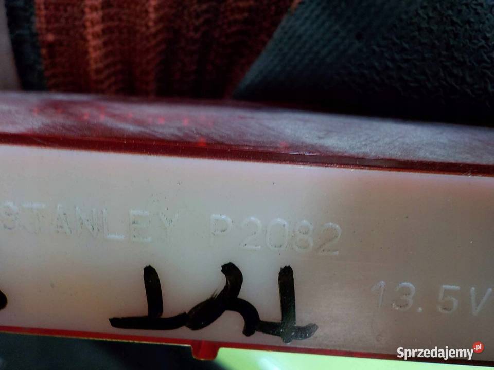 MITSUBISHI OUTLANDER I 05r swiatlo lampa STOP Światła stop mazowieckie Suków