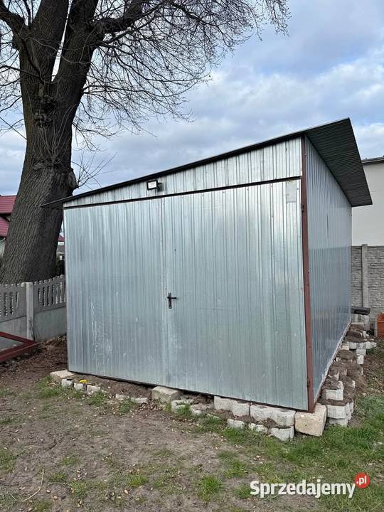 Sprzedam blaszany garaż Bełchatów