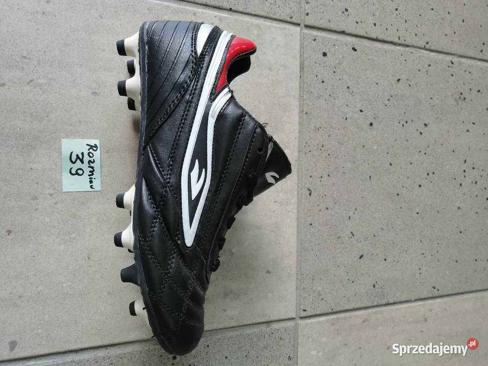 Buty piłkarskie lanki nowe Sporty drużynowe świętokrzyskie Skarżysko-Kamienna