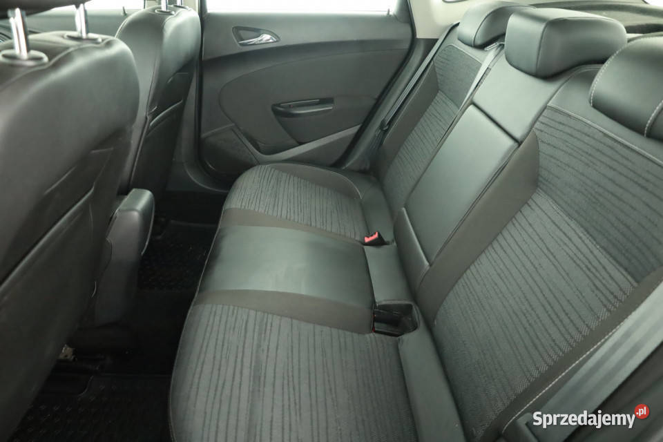 Opel Astra 14 T Piaseczno