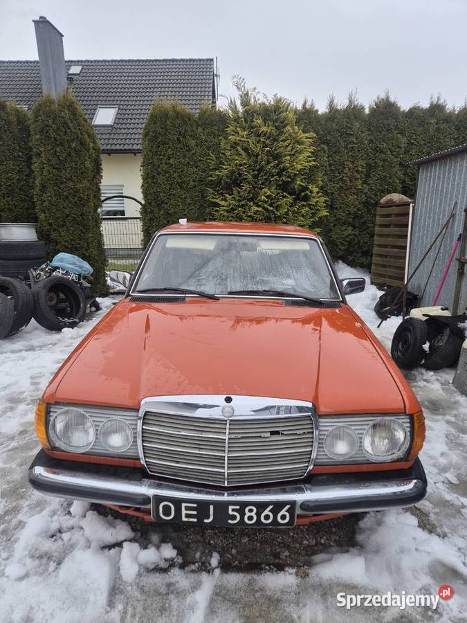 Mercedes w123 1977 Mercedes-Benz Starogard Gdański sprzedam