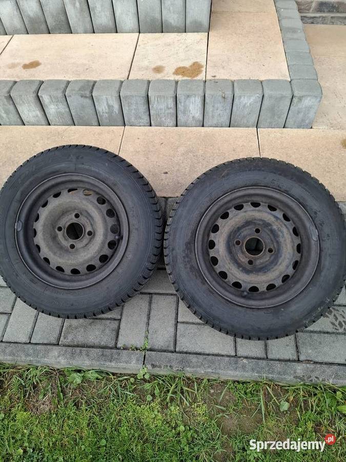 Opony zimowe z felgami
