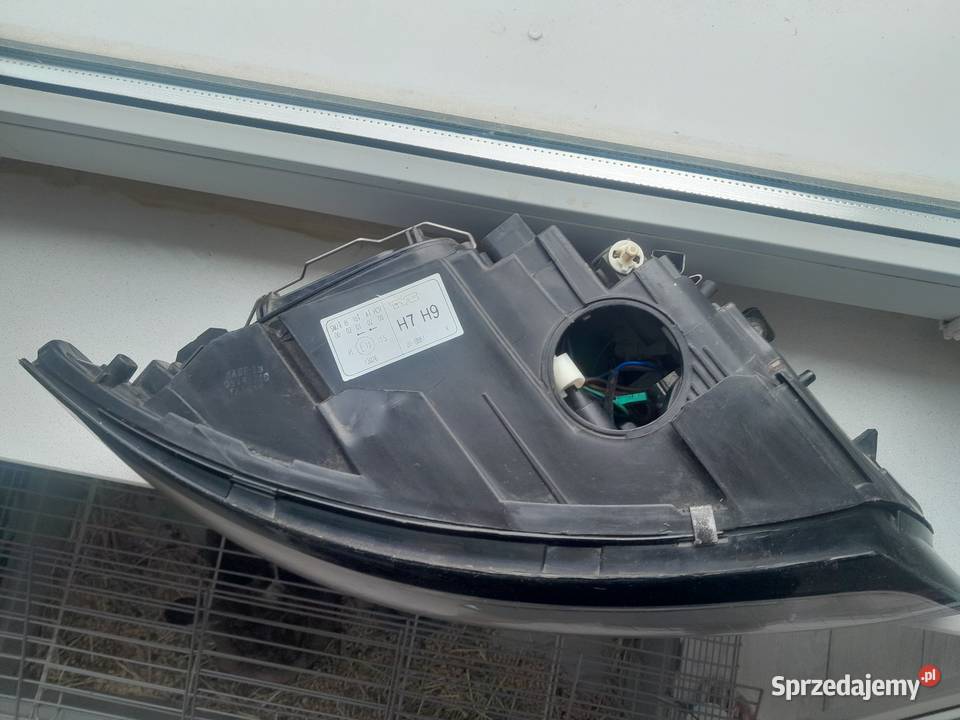 Lampa Prawa Przód Volvo S40 V50 Lift Soczewka sprzedam