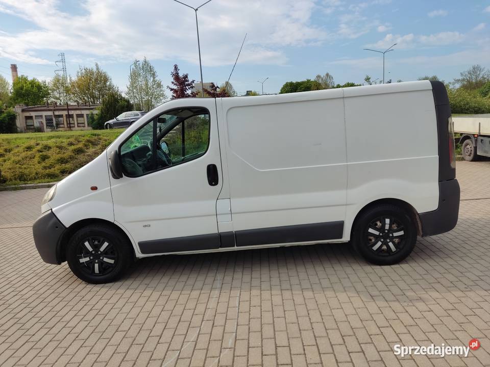 OPEL VIVARO r2003 poj 19diesel oryginalnie bez nieuszkodzony sprzedam