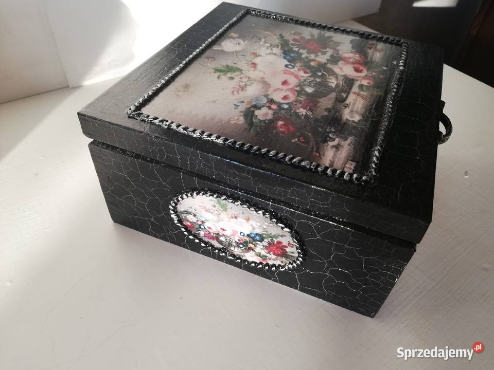 Szkatuka na biżuterięmotyw kwiatowy Kraków sprzedam