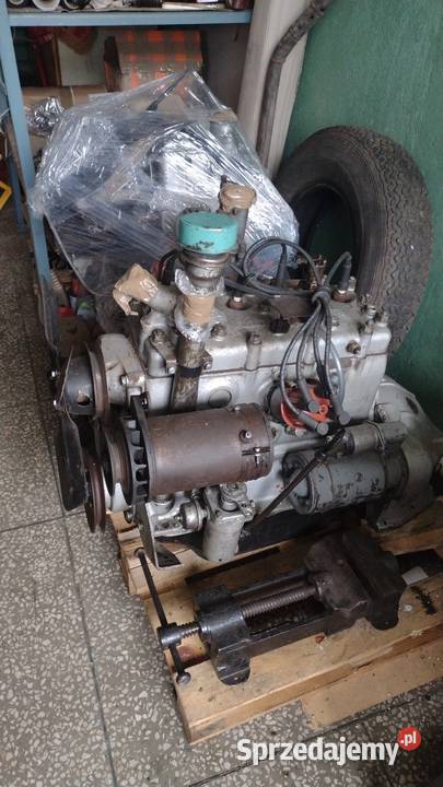 Warszawa m20223gazsilnik dolnozaworowy kompletny Kamyk