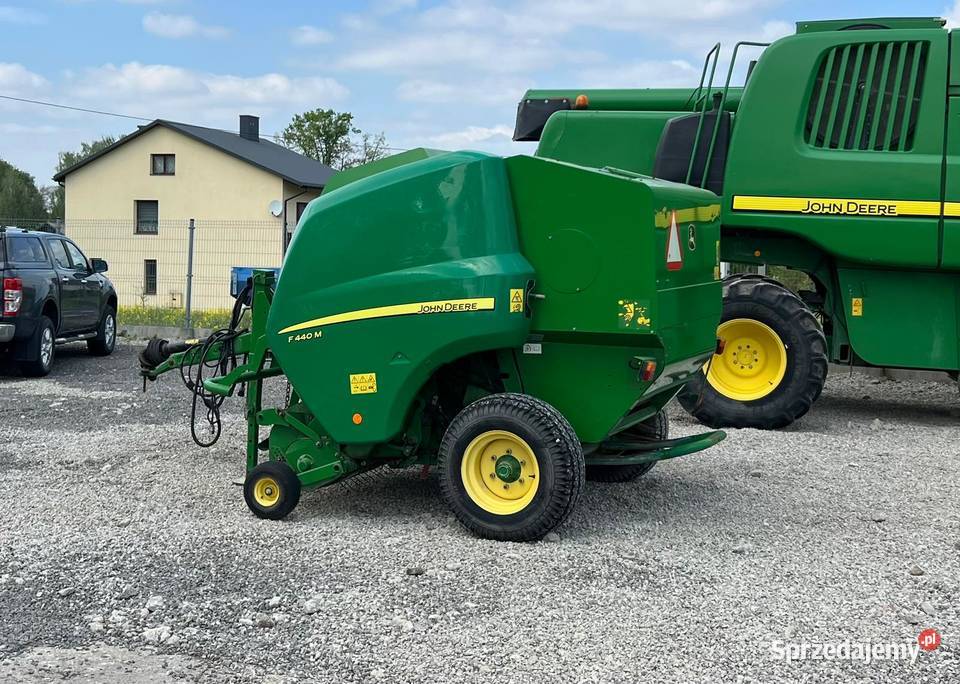Prasa John Deere F440M 440 MaxiCut 2015r Rolujące (belujące) lubelskie sprzedam