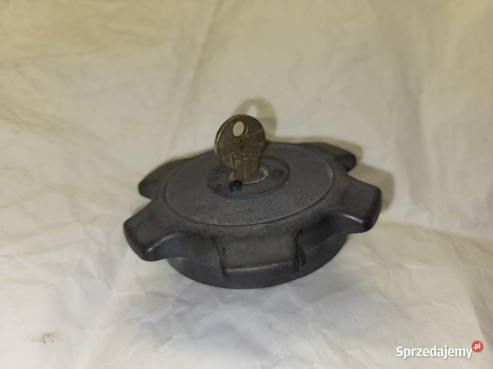 Trabant 11 Oryginalny korek wlewu paliwa z