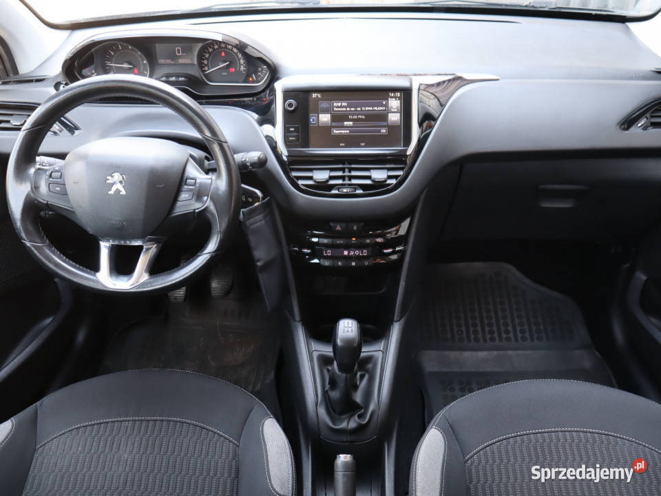 Peugeot 208 12 PureTech 1199cm3 Katowice