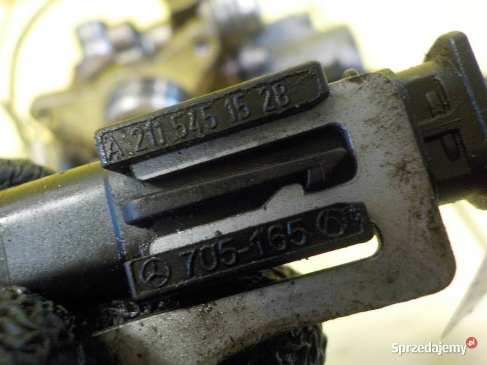 MERCEDES W204 18 CGI 12r 156 271 pompa paliwa Suków sprzedam