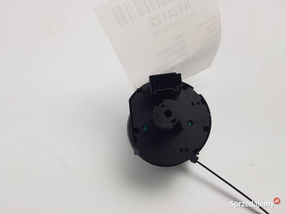 WŁĄCZNIK ŚWIATEŁ 3C8941431E PASSAT CC LIFT Lipno