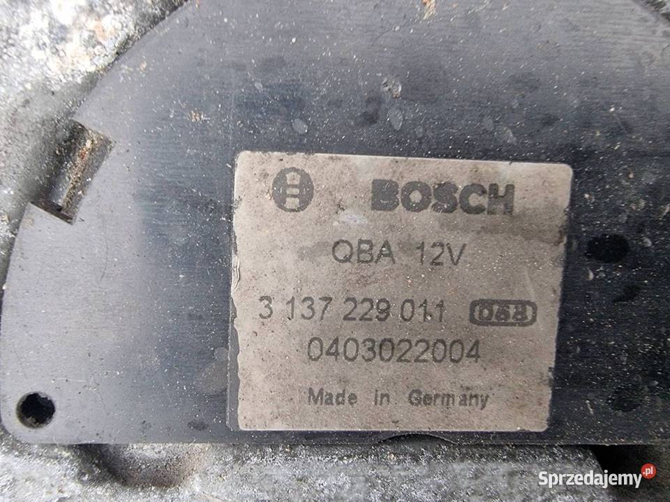 PAS PRZEDNI CHŁODNICE AUDI A8 D3 4E0959455H Lipno