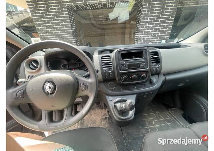 Renault Trafic 2019r 33000 9osobowy 1598 szary 120KM Motoryzacja