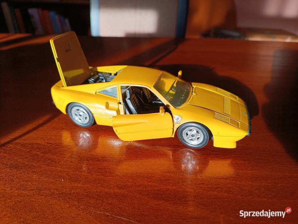 Model samochodu Ferrari 288 GTO Scala 124 Stan Szczyrk