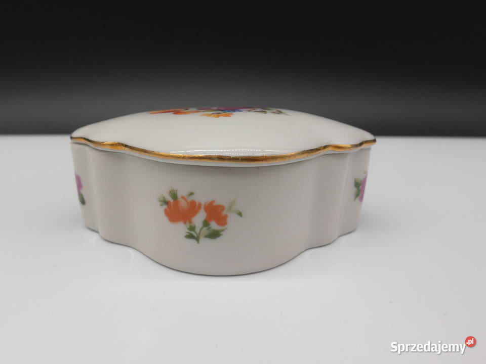 Porcelanowe Puzderkoszkatułka na drobiazgi Raszków