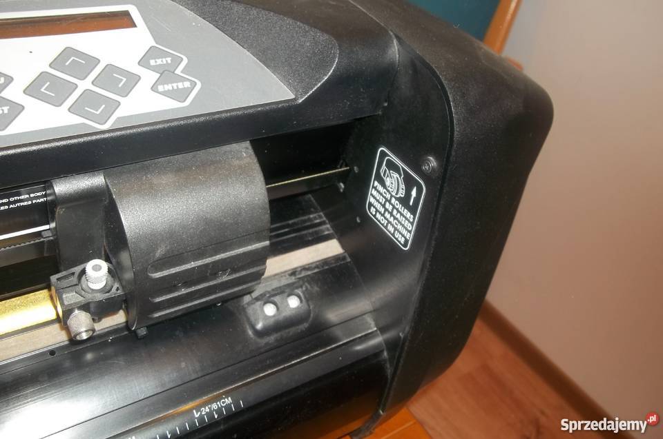 PLOTER TNĄĆY SUMMA D60R