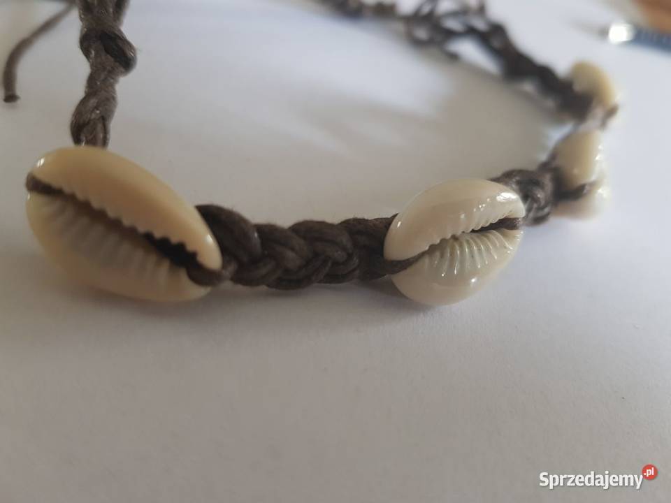 egzotyczna bransoletka ze skóry i muszli