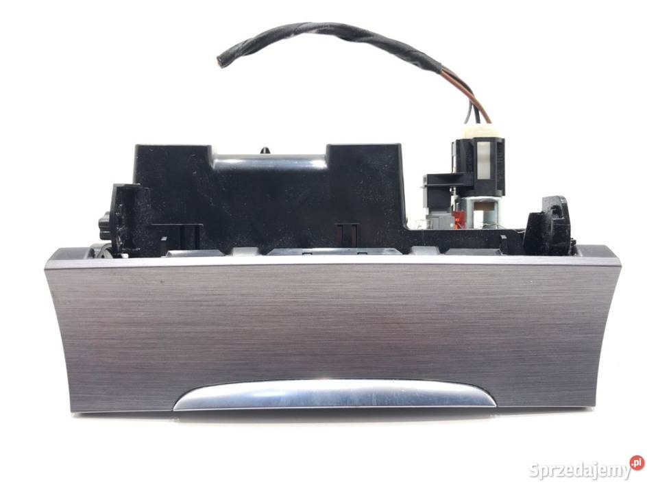 POPIELNICZKA VW PASSAT B7 3C0863284K 20 140 1015 osobowe