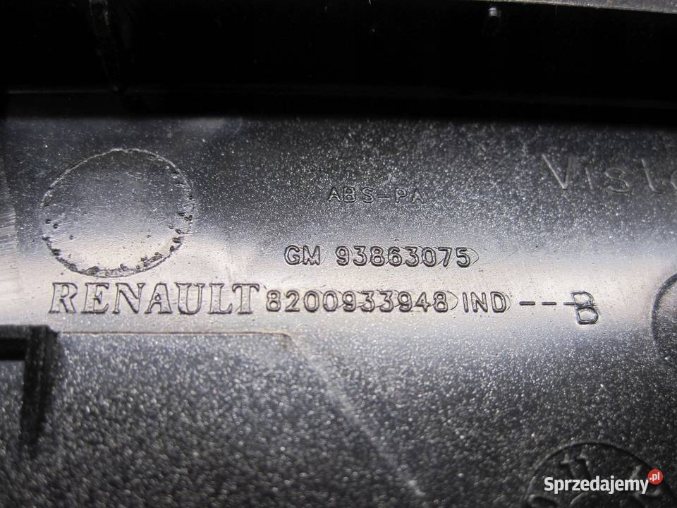 OPEL VIVARO A LIFT 11r ramka radia CD 8200933948 Kielce