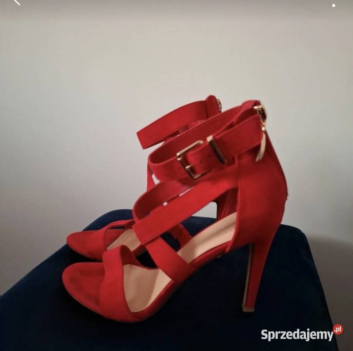 Czerwone buty sprzedam